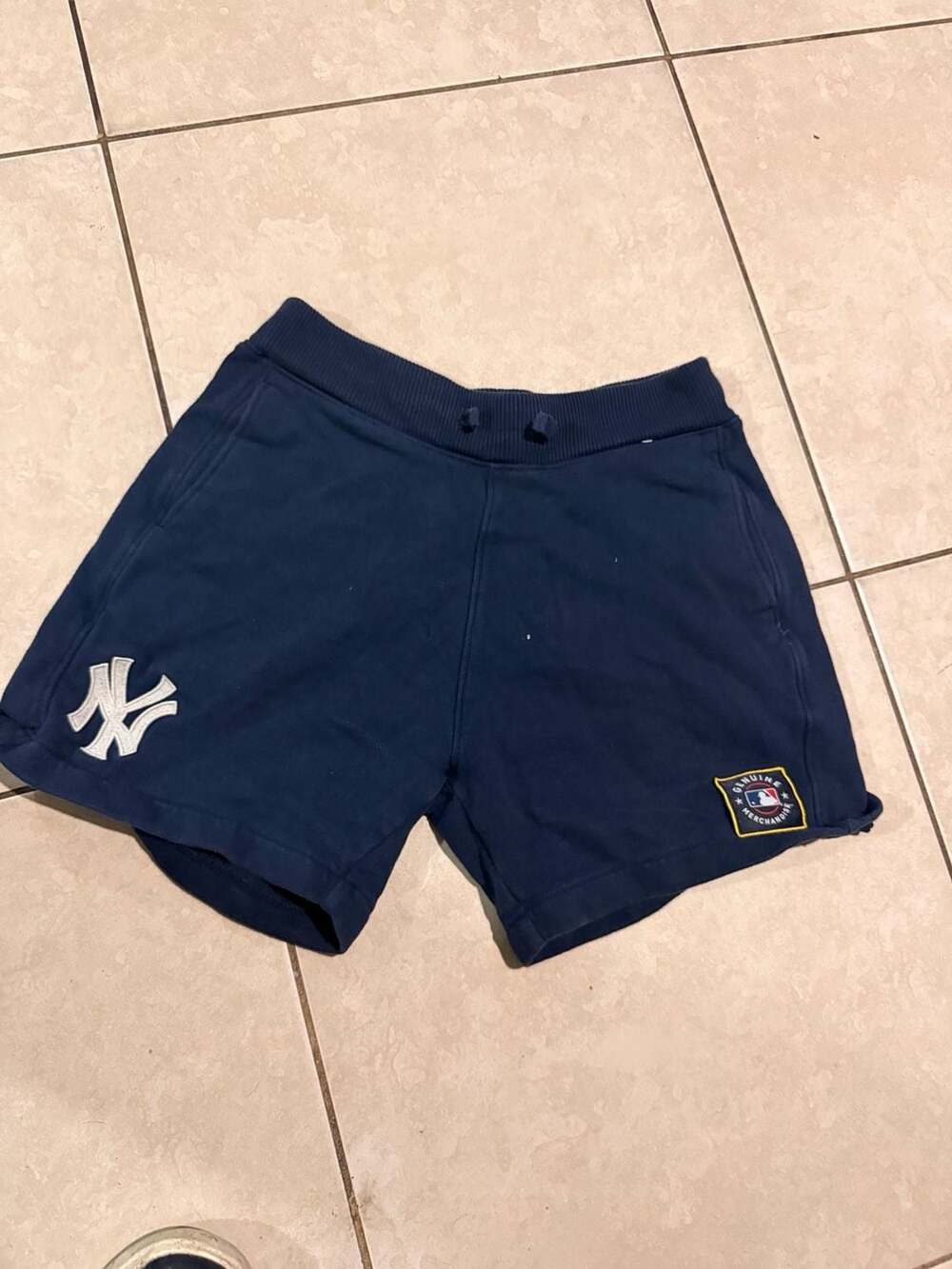 New York Yankees Youth Boys Navy Blue Fleece Sweat Shorts Size 11/12